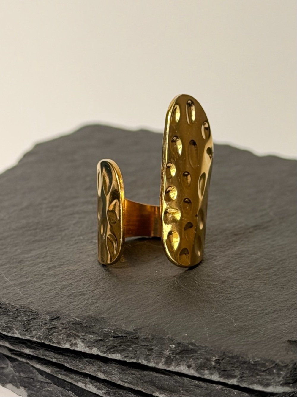 🍒3/$30 New Gold Hammered Stainless Steel Ring